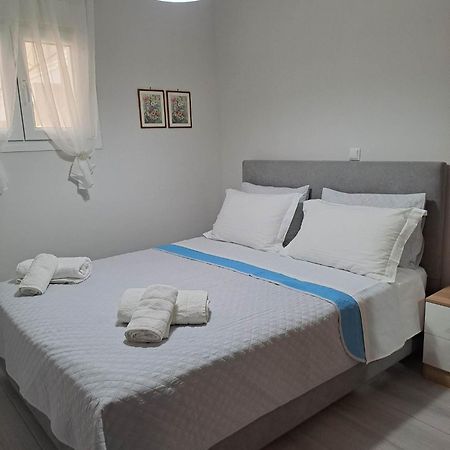 Nikiana Family Apartment Bagian luar foto