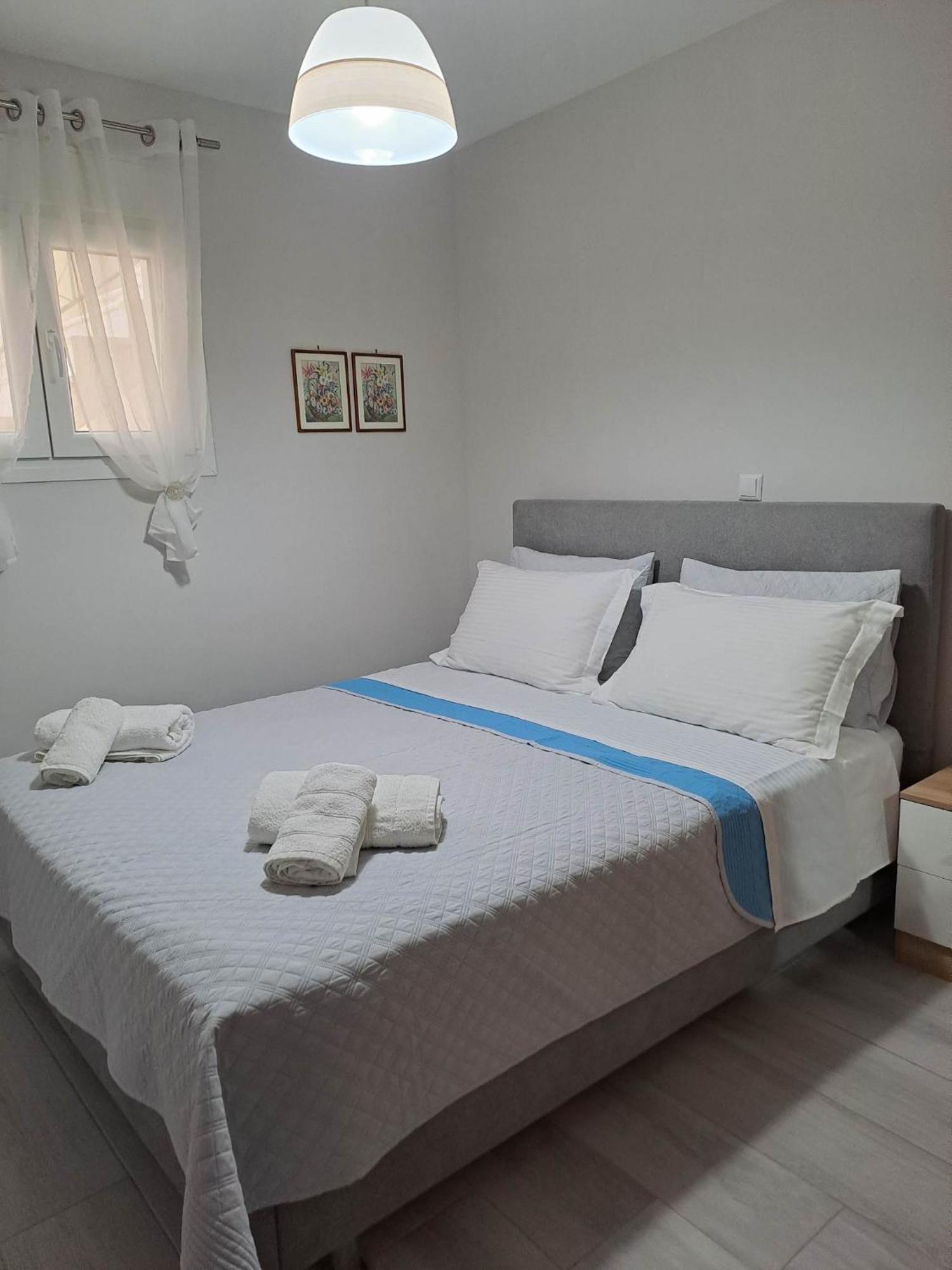 Nikiana Family Apartment Bagian luar foto